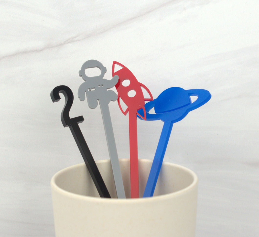 drink stirrers