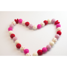 Load image into Gallery viewer, valentines garland
